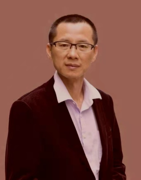 国家一级美术师、中国人物界新闻网特聘顾问卢泽鸿