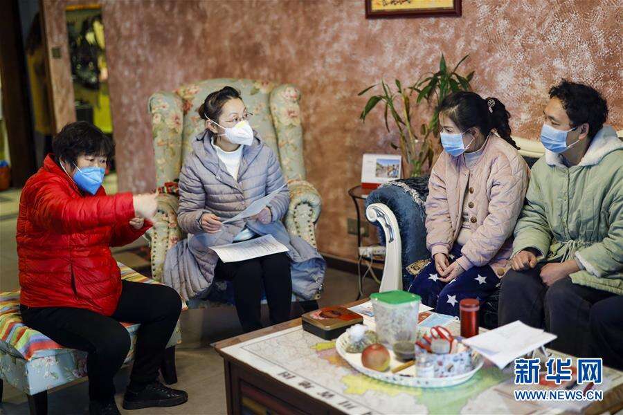 重庆沙坪坝：社区防疫宣传 一个都不能少
