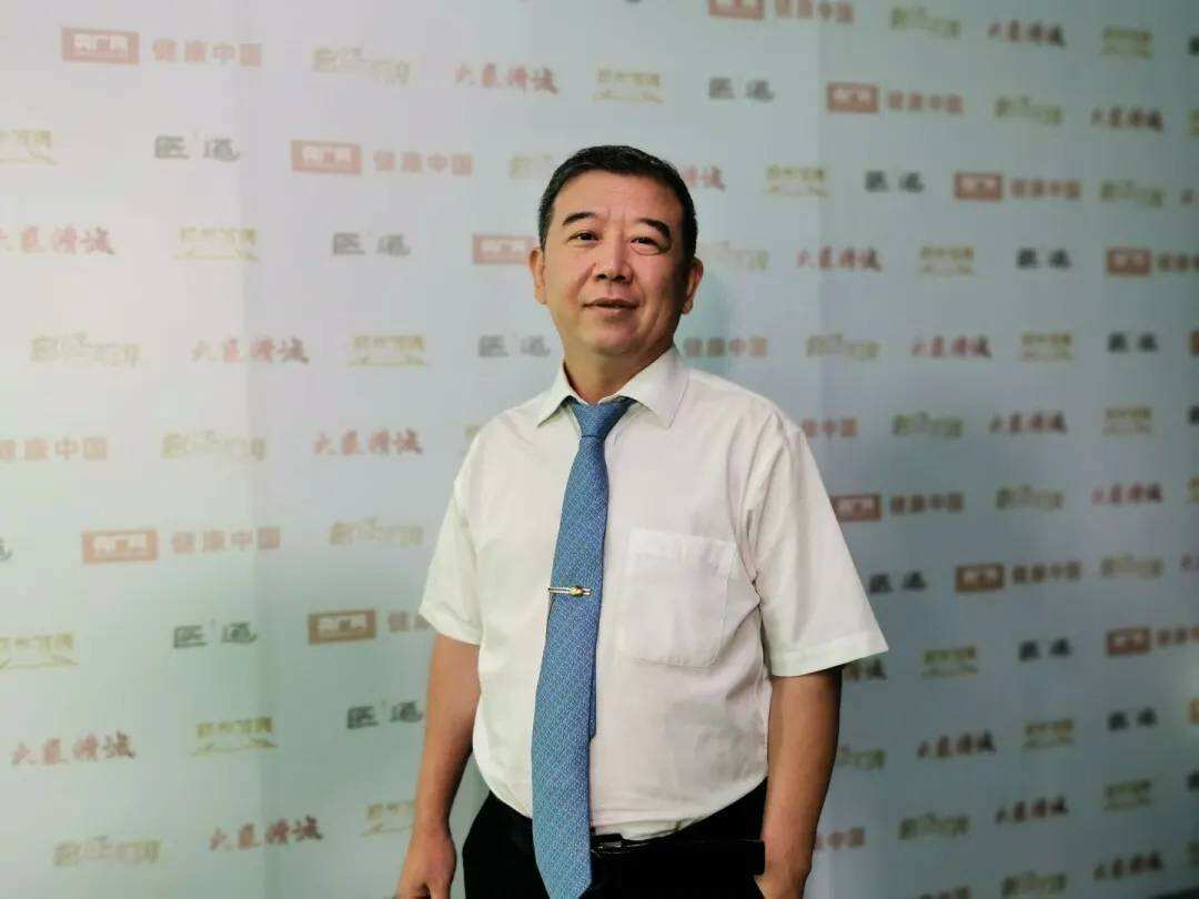 张学智教授荣获第二届首都中医榜样人物荣誉称号