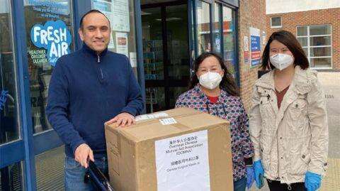 海外华人公益协会向英医院捐赠5万只口罩