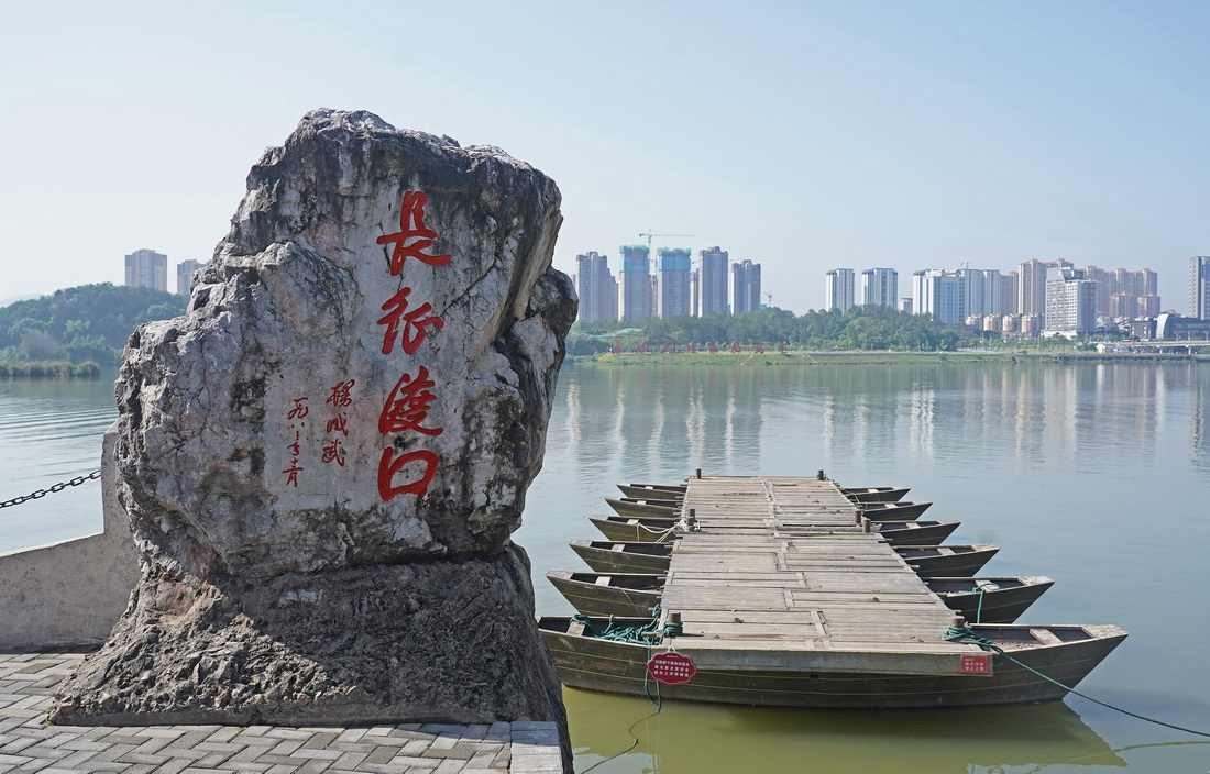 百年恰是风华正茂——致敬中国共产党成立100周年