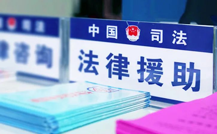 家长会期间孩子摔伤学校是否担责？