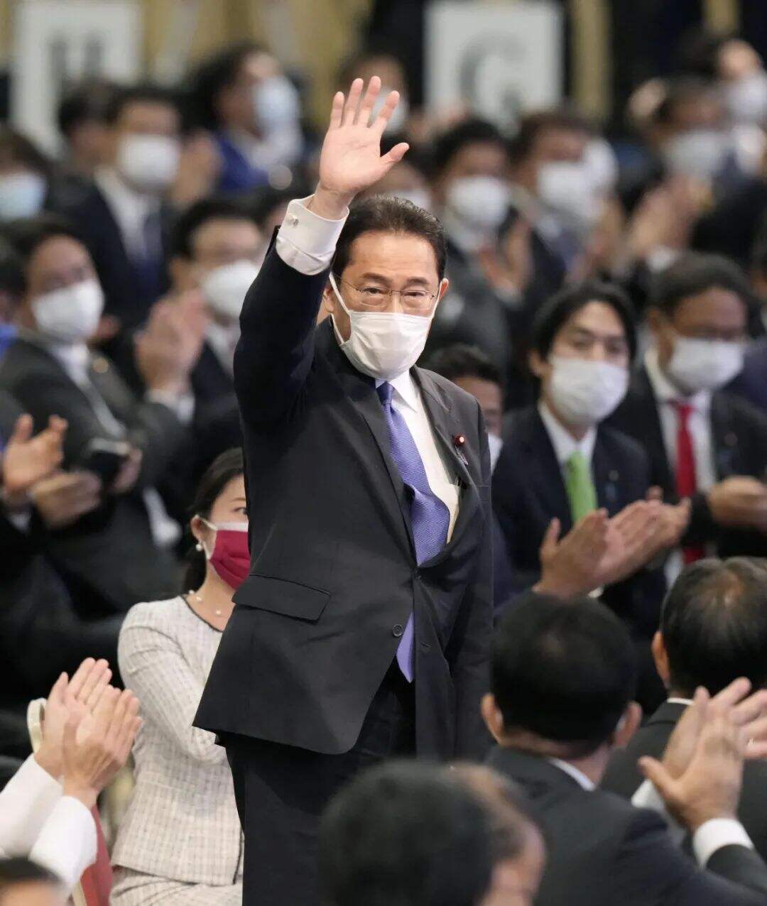 岸田文雄锁定首相之位，日本或回“十年九相”乱局