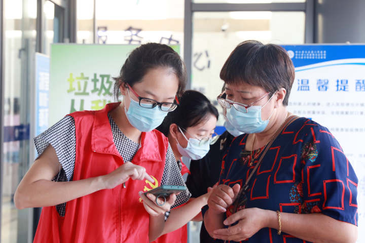 防疫不松懈！国庆假期浙江各地守好“大小门”