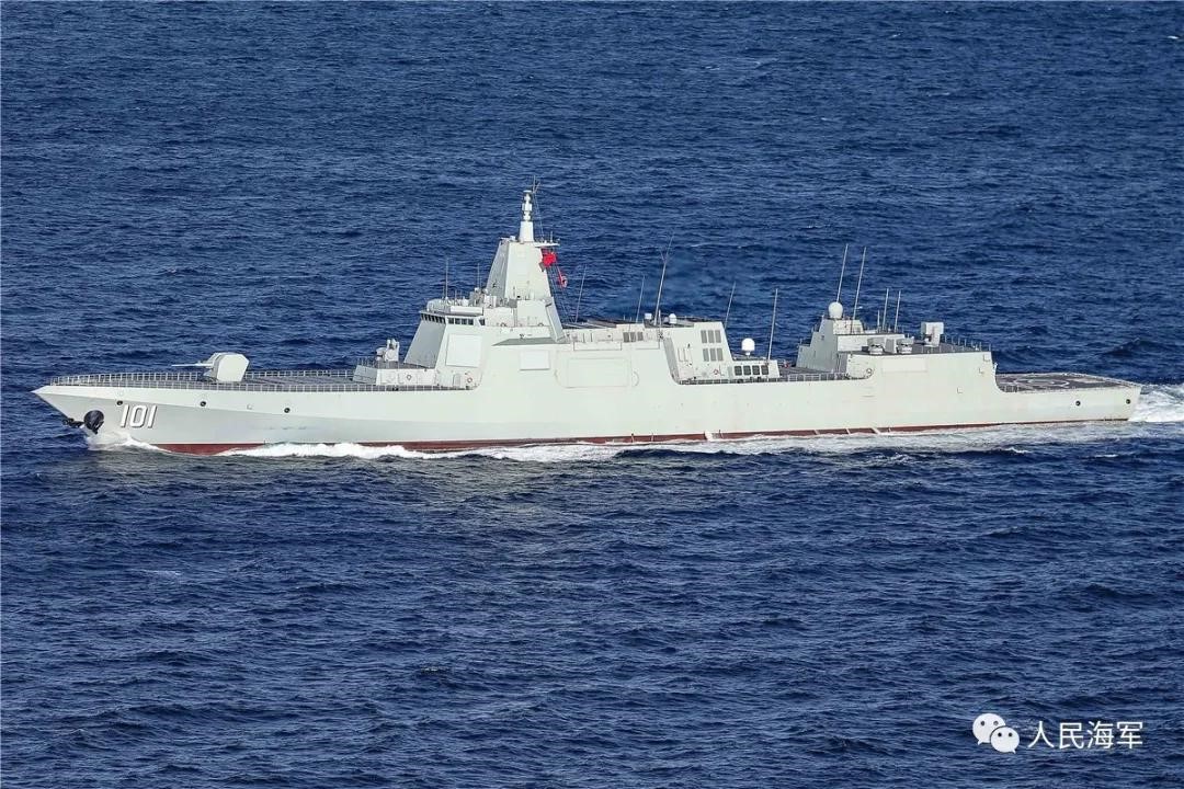 此次参演兵力中，最受关注的莫过于首次参加国际军事联合演习的“南昌”号驱逐舰。
