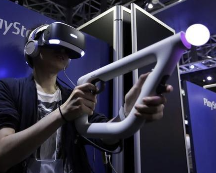 “VR+游戏”亟待跨平台融合创新