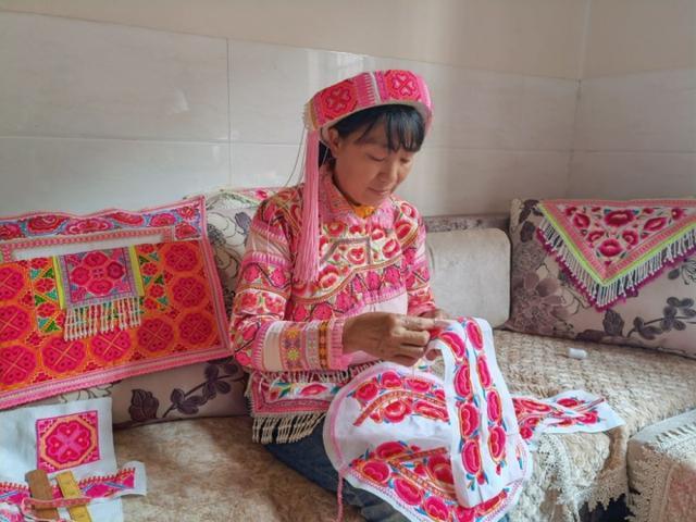 麒麟区：发展特色产业 共绘乡村振兴