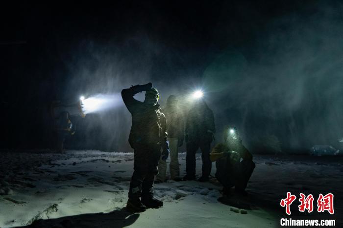 国家高山滑雪中心10日18时启动试造雪工作,15日启动正式造雪。 北京市重大项目办供图