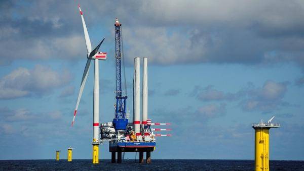 我国可再生能源发电装机容量超10亿千瓦