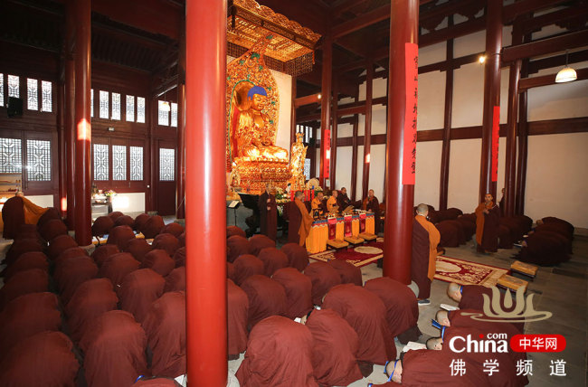 普陀山普济禅寺辛丑年传授三坛大戒正授菩萨戒