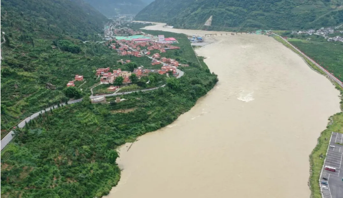 寻访革命战场铁血忠魂丨大渡河：滚滚急流中屹立着前进的先锋