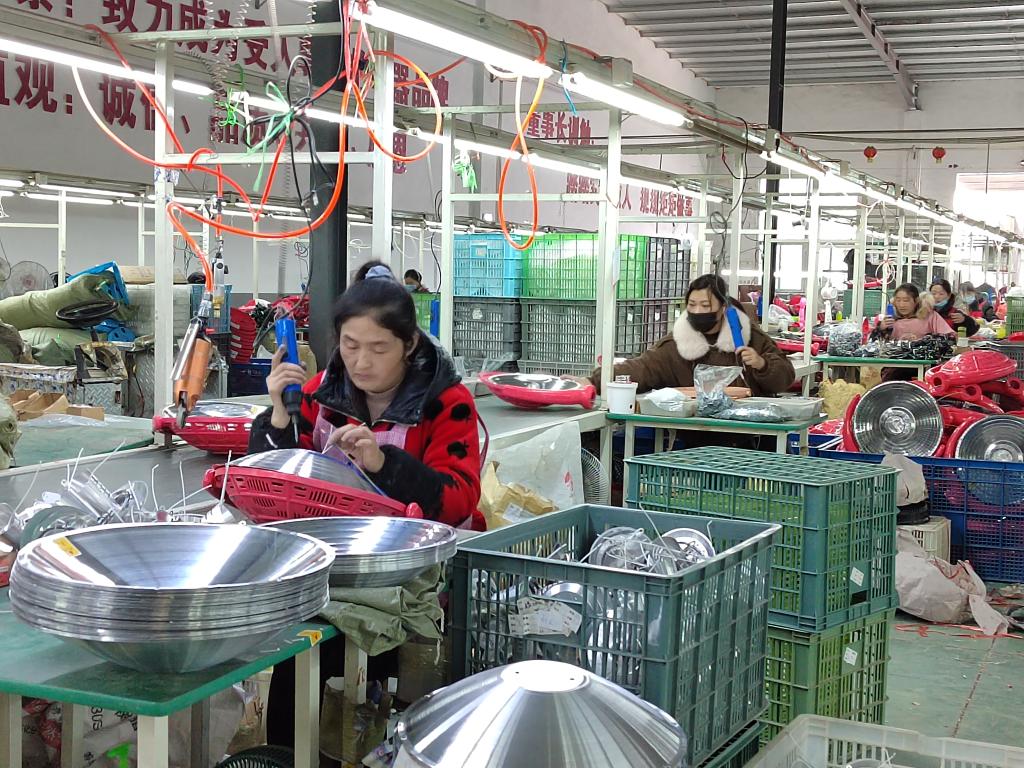 奋斗百年路 启航新征程·巩固拓展脱贫攻坚成果丨搬出黄河滩的日子