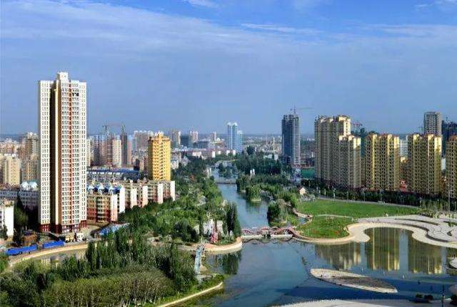 阿克苏地区:便民利企做“减法” 服务赋能做“加法”