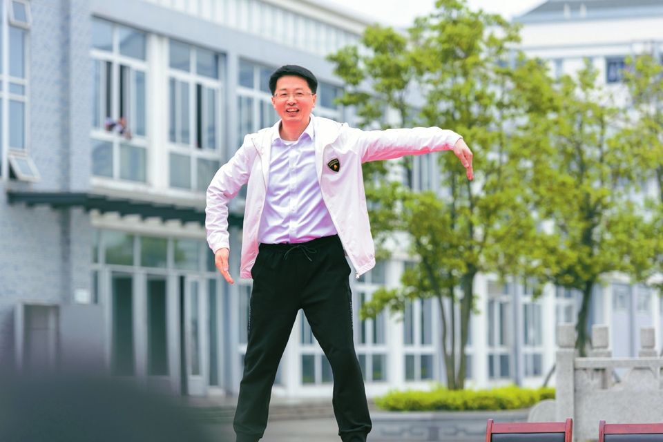 “霹雳舞局长”段礼富：我不想成为被流量裹挟的网红