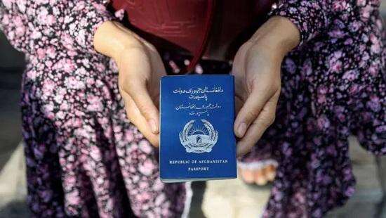 阿富汗塔利班恢复发放护照，呼吁侨民回国