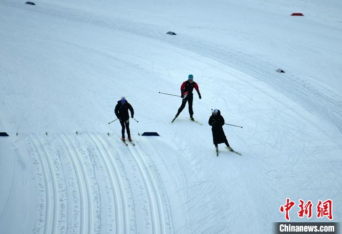 图为北京2022年冬奥会张家口赛区国家越野滑雪中心。　翟羽佳 摄