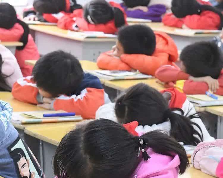 全国98.7%的学校建立了睡眠状况监测制度