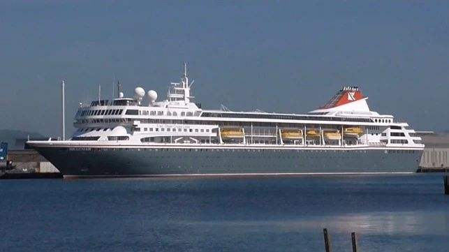 起航4天后55人感染，这艘豪华邮轮被多地拒绝靠岸
