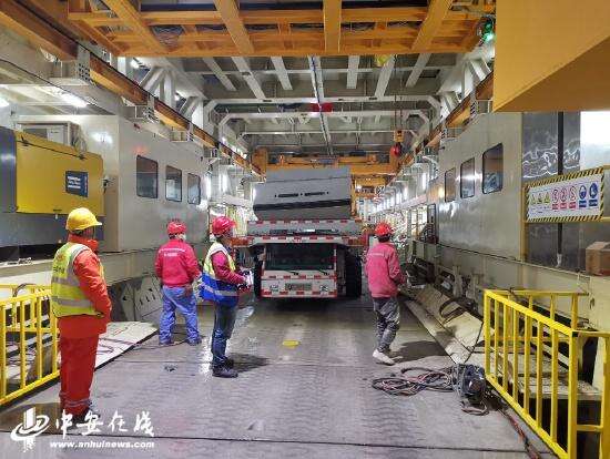 “皖江第一隧”右线隧道顺利掘进超200米