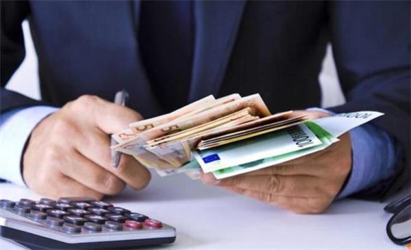 “平均起薪5825元”是一针“强心剂”