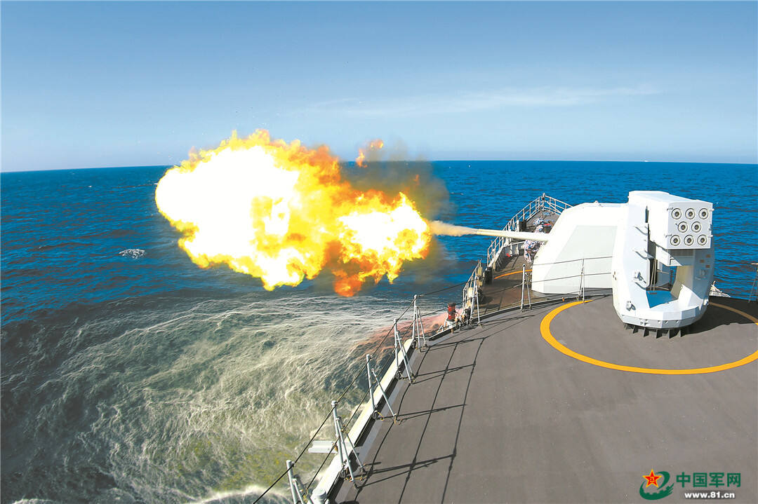 砺剑沧海！直击海军某护卫舰支队多型武器实射训练