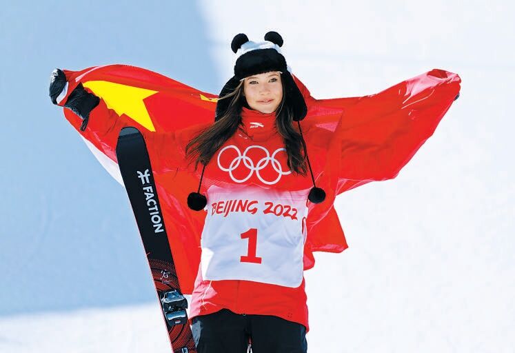 北京冬奥会中国雪上项目获5枚金牌　冰雪“双轮驱动”显成效
