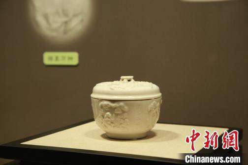 凝脂如玉惊艳世界 134件明清德化白瓷广州展出