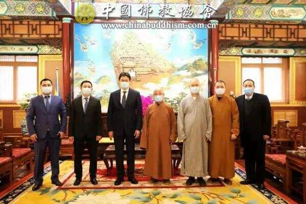 哈萨克斯坦驻华大使一行到访中国佛教协会