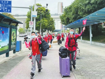 50余名河南快递“小哥”增援上海 短短一天里收获很多上海市民感激