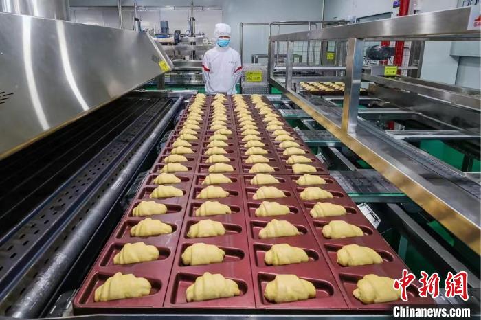 福建“首富县”晋江:“红色引擎”助力高质量发展