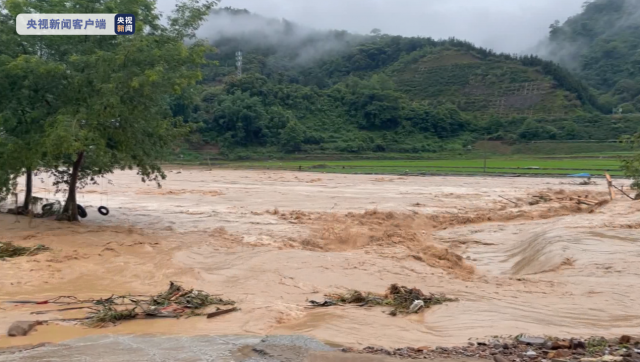 广西百色乐业县遭遇近40年以来最大洪水 农房垮塌致1人死亡