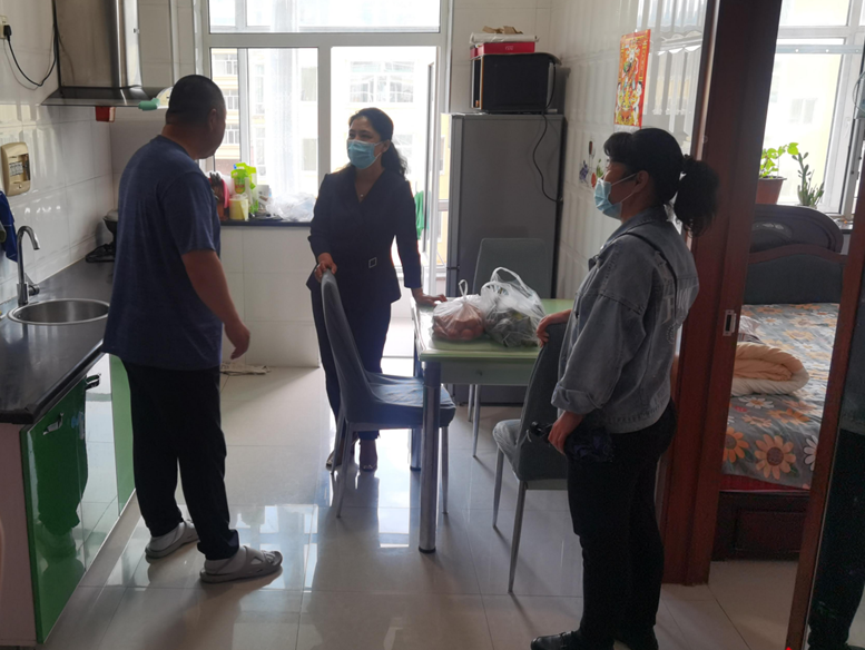 黑龙江五大连池市总工会开展“关爱聚端午 粽香送温暖”慰问活动