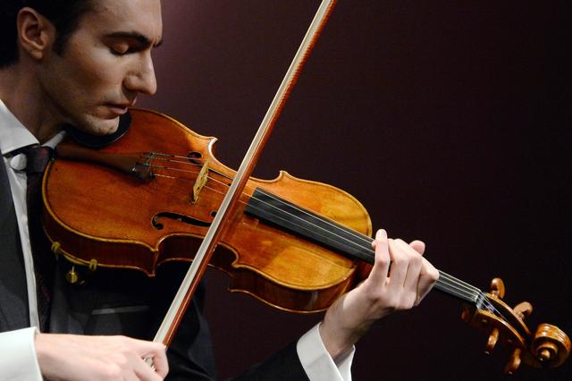 稀有古董小提琴将拍卖 估价高达900万英镑