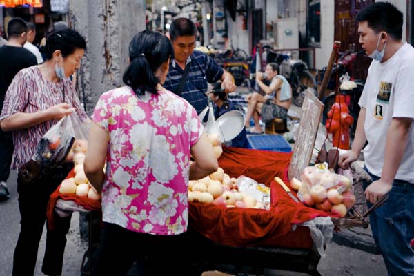 “中国荔乡”广东茂名今年荔枝销售价格持续高企
