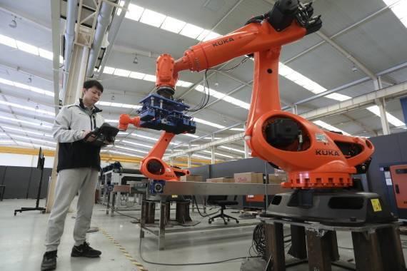 河北唐山:在“工业合作社”遇见“小特精专”