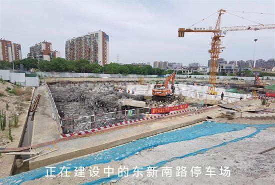 南京：打造停车“建管融”为一体 让机器人为您提供停车服务
