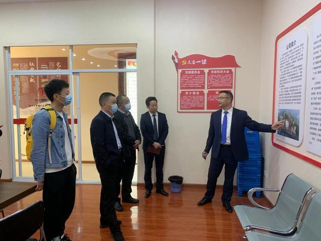 填补基层空白 筹建职工之家