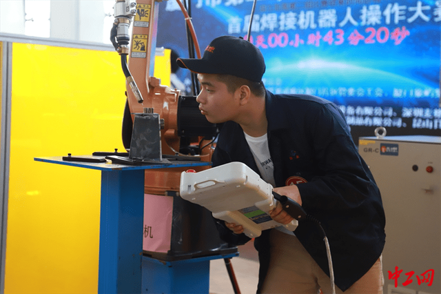 厦门市总工会举办技能竞赛为数字经济发展育匠人、注匠心