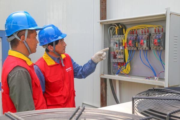 电足产业旺 硕果飘清香