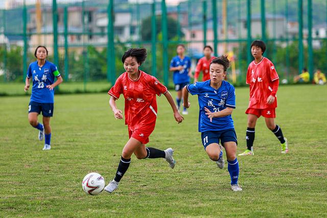 全国“体校杯”女子组足球比赛在云南开远举行