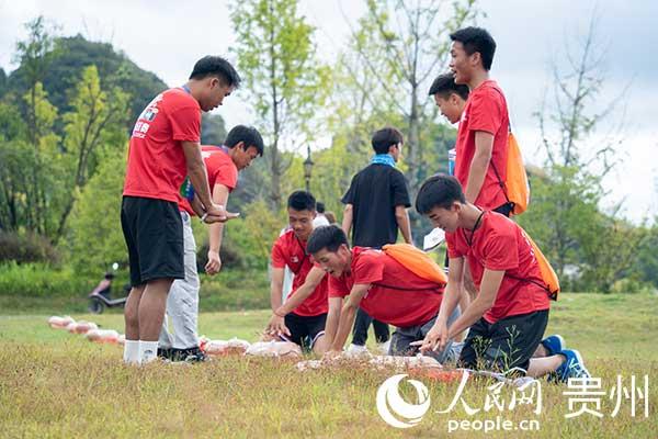 2022“魅力贵州”定向运动联赛暨“红气球”挑战赛在长顺开赛