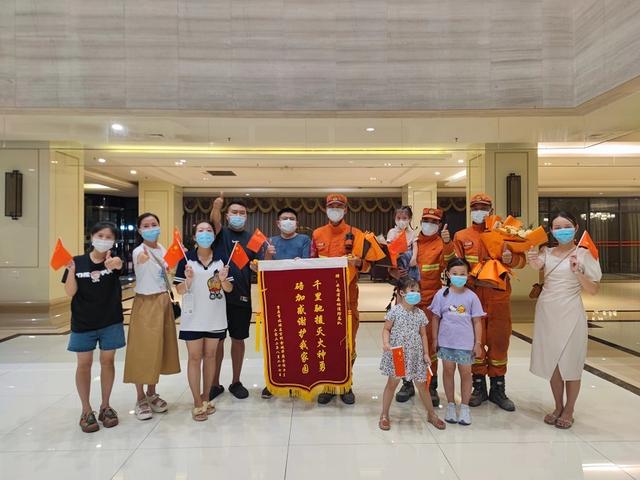 跨越千里！回家后 这份双向奔赴的爱还在持续