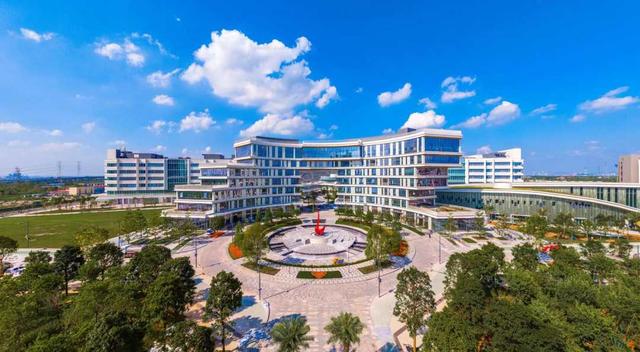 香港科技大学（广州）今日正式开学