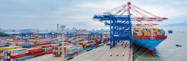 厦门港：2037年建成世界一流港口 年集装箱吞吐量预计逾2200万标箱