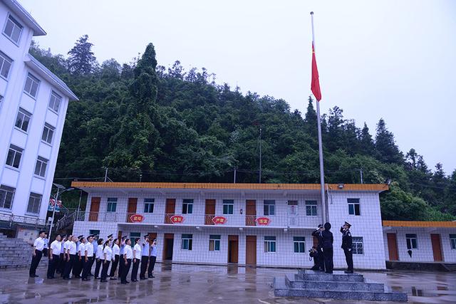 “三建三引” 擦亮边境国门党建品牌