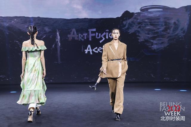 虚拟模特走秀!数字时尚惊艳北京时装周