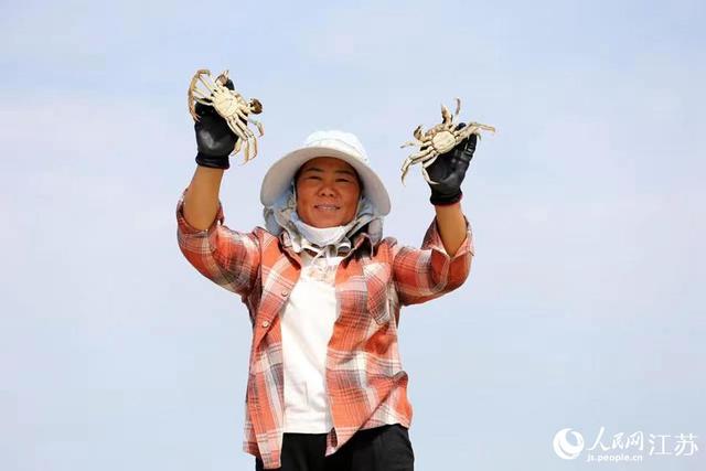 江苏淮安:洪泽湖大闸蟹正式开捕