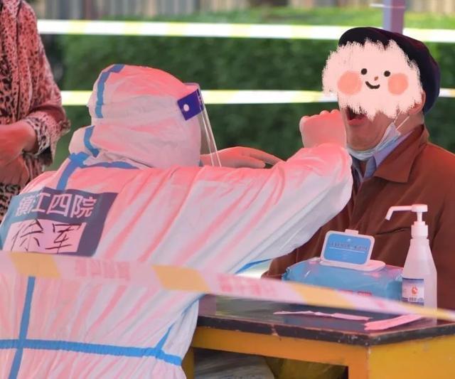 从“橄榄绿”到“天使白”,他用守护健康的初心擦亮人生“最美底色”