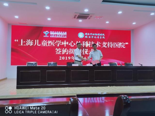 从“橄榄绿”到“天使白”,他用守护健康的初心擦亮人生“最美底色”