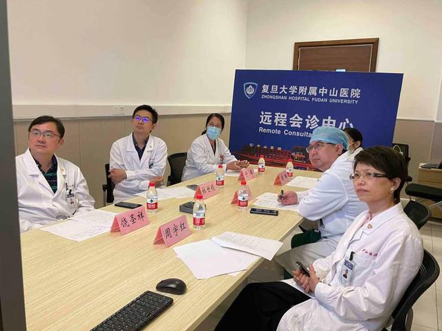 海拔4700米,这些上海医生在西藏搭建“生命之桥”